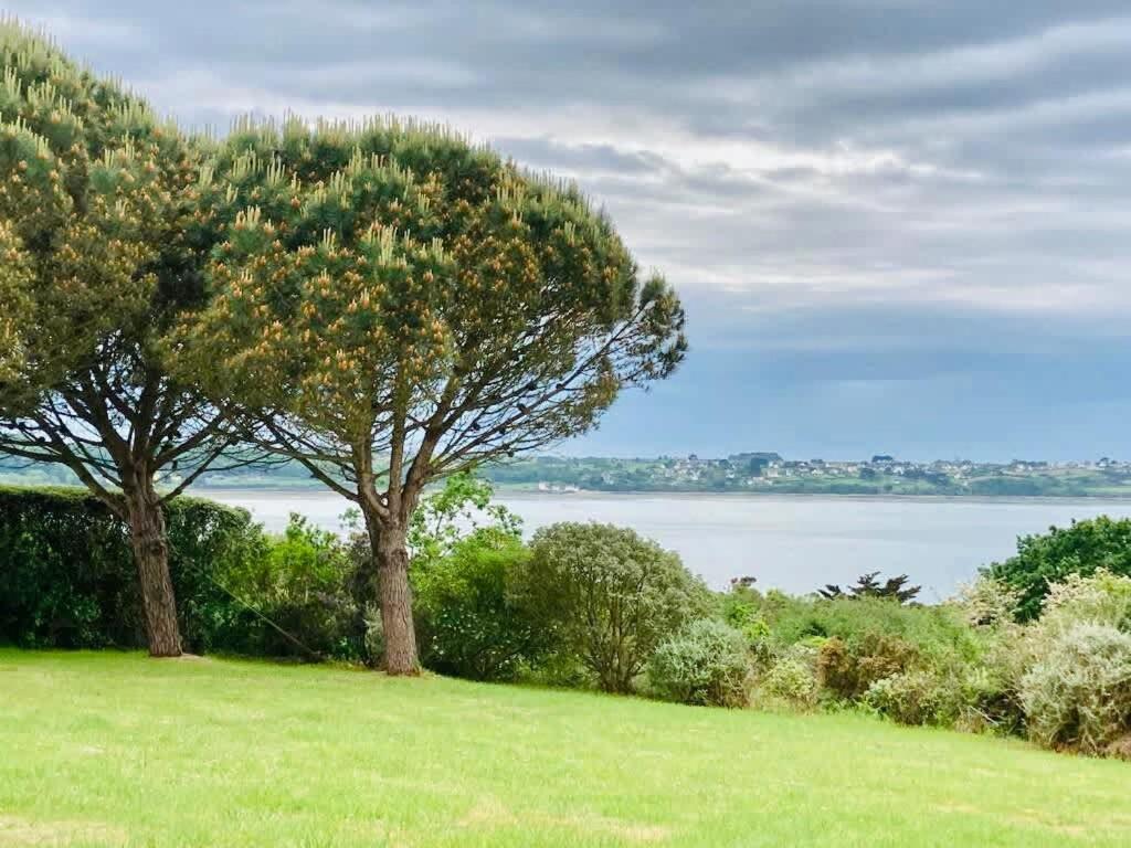 Kermartin - Maison De Famille Avec Vue Sur La Baie De Morlaix Plouézocʼh Zewnętrze zdjęcie