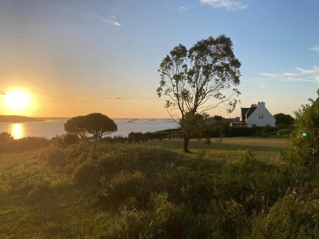 Kermartin - Maison De Famille Avec Vue Sur La Baie De Morlaix Plouézocʼh Zewnętrze zdjęcie