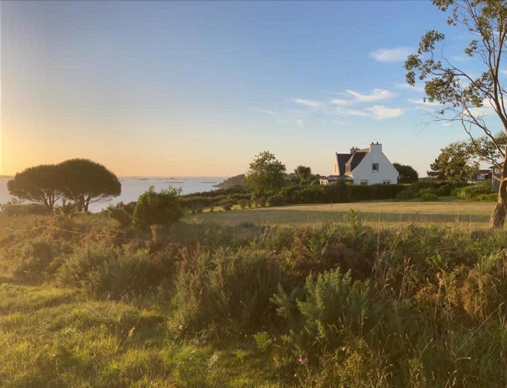 Kermartin - Maison De Famille Avec Vue Sur La Baie De Morlaix Plouézocʼh Zewnętrze zdjęcie
